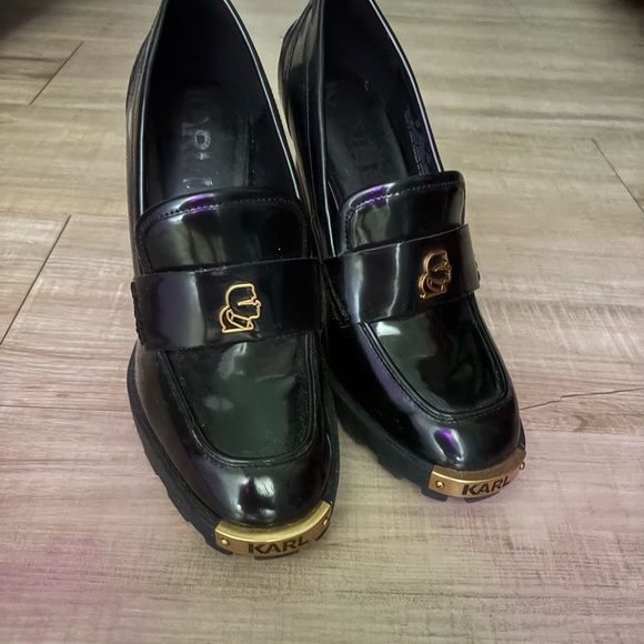 Karl Lagerfeld Black Chunky Heel Loafers - Picture 4 of 4